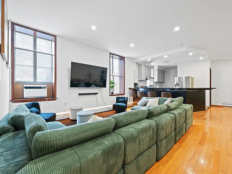 429 Broome St #C4 — Photo 11
