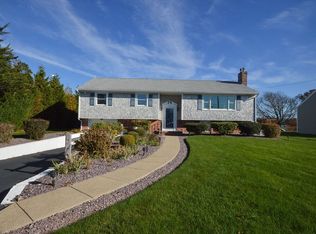 32 Pine Tree Dr, Buzzards Bay, MA 02532
