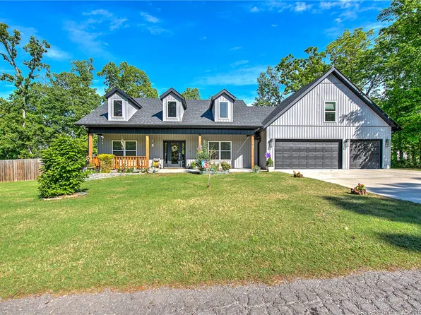 37 Forfar Cir, Bella Vista, AR 72715