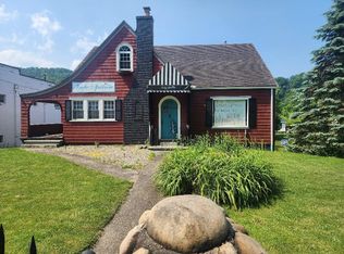 630 Ritter Dr, Glen Morgan, WV 25813