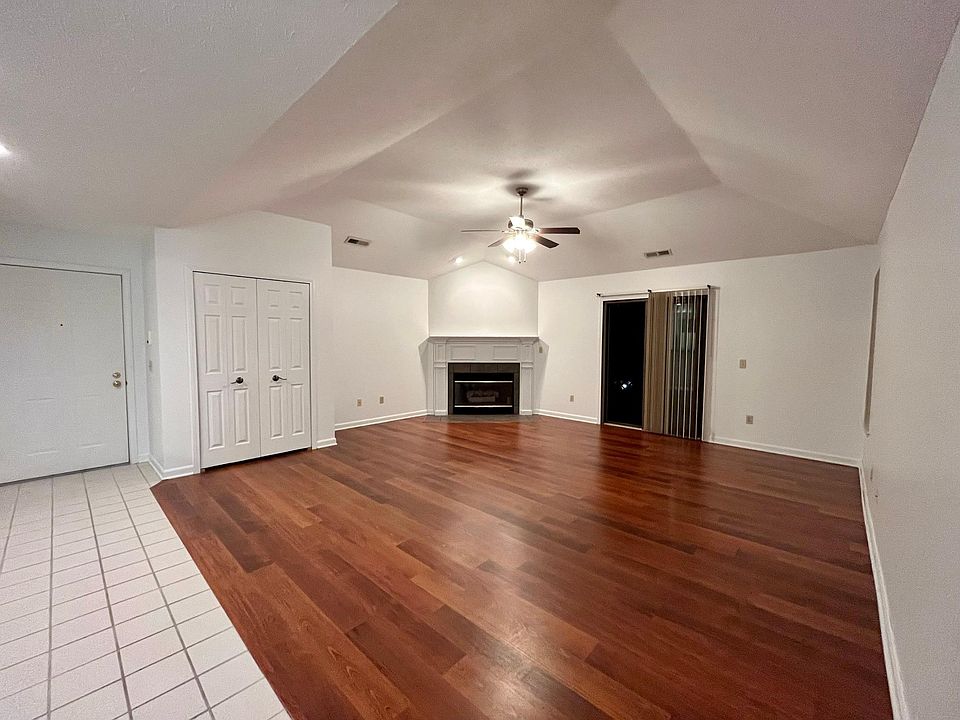 1st image of 8647 Scenicview Dr APT 206