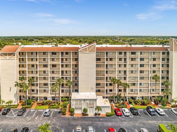 Discover Your Dream Home: Huntington Lakes Condos for Sale in Delray Beach