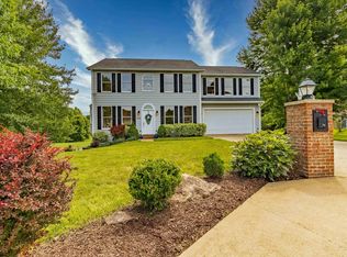 208 Rivercrest Dr, Morgantown, WV 26508