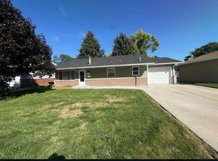 1611 W Philip Ave, North Platte, NE 69101