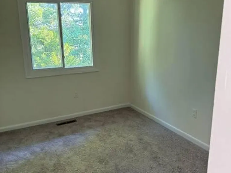18 Wayside Ct — Photo 10
