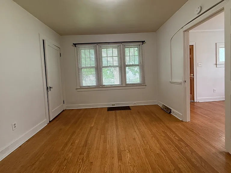 3201 Roland Ave #3201 — Photo 9