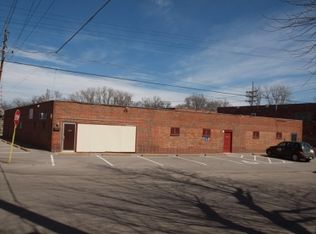 8455 Wabash Ave, Berkeley, MO 63134