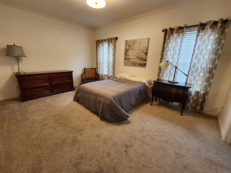 1241 Park Run Dr — Photo 10
