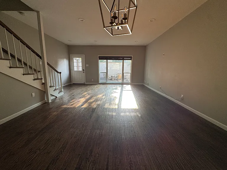 7424 W Northwest Hwy #6 — Photo 36