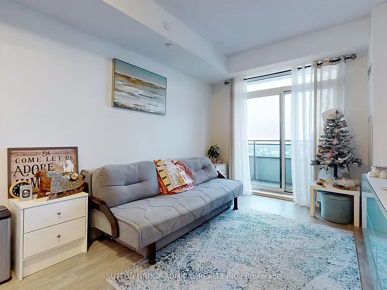 7890 Bathurst St #1703 — Photo 4