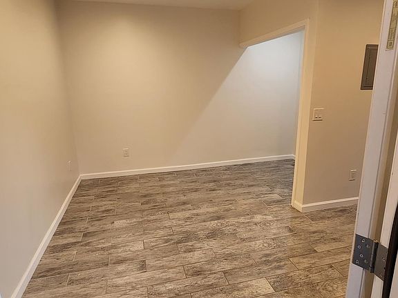 5th image of 5736-1 Lorelei Ave