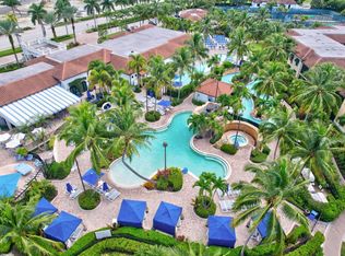 985 Sandpiper St #I-204, Naples, FL 34102