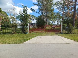 2056 Meadow Oak Cir, Polk City, FL 33868