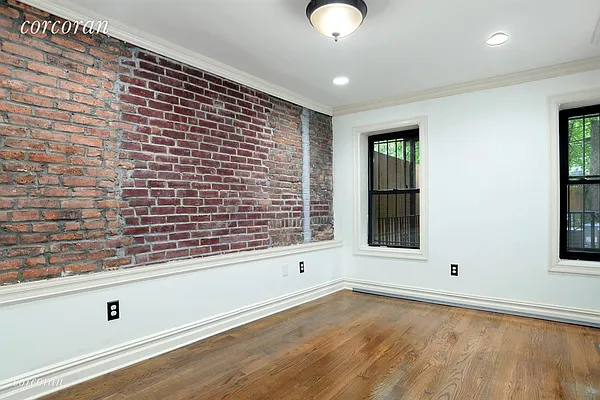 Rented by Corcoran | media 18