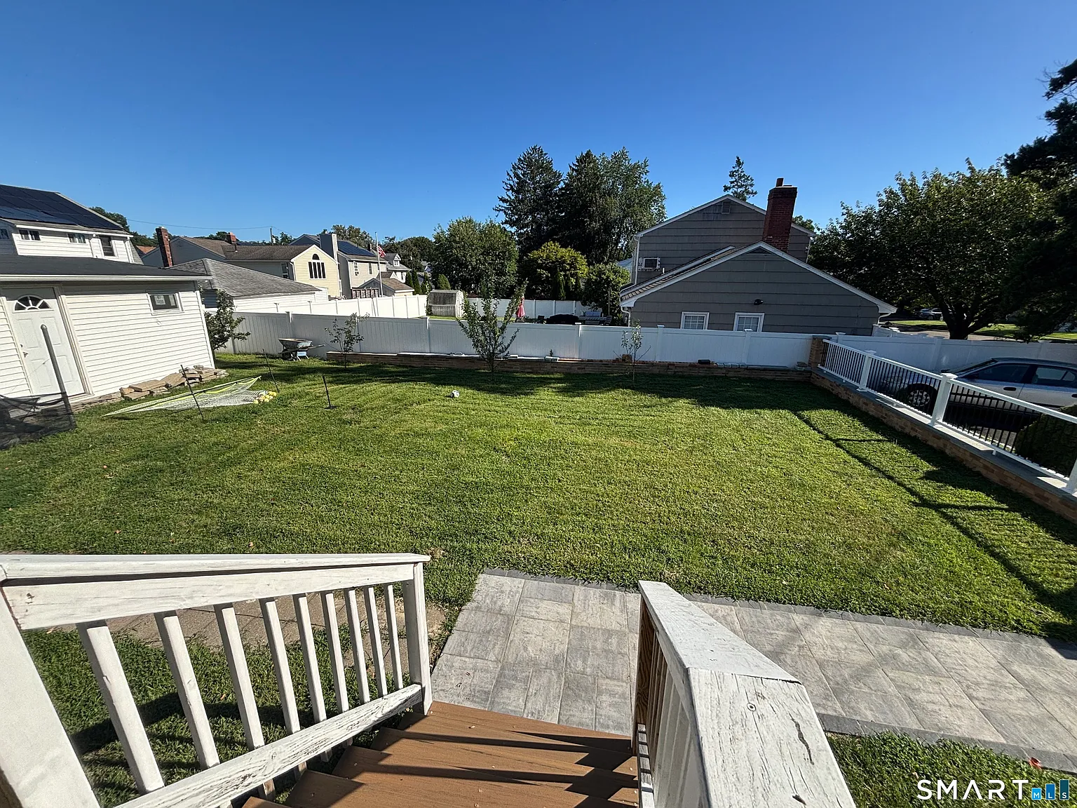2 bed, 1.0 bath, 1942 sqft, $1,800 — Photo 3