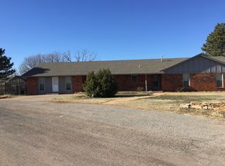 1109 E Clay Ave, Cheyenne, OK 73628
