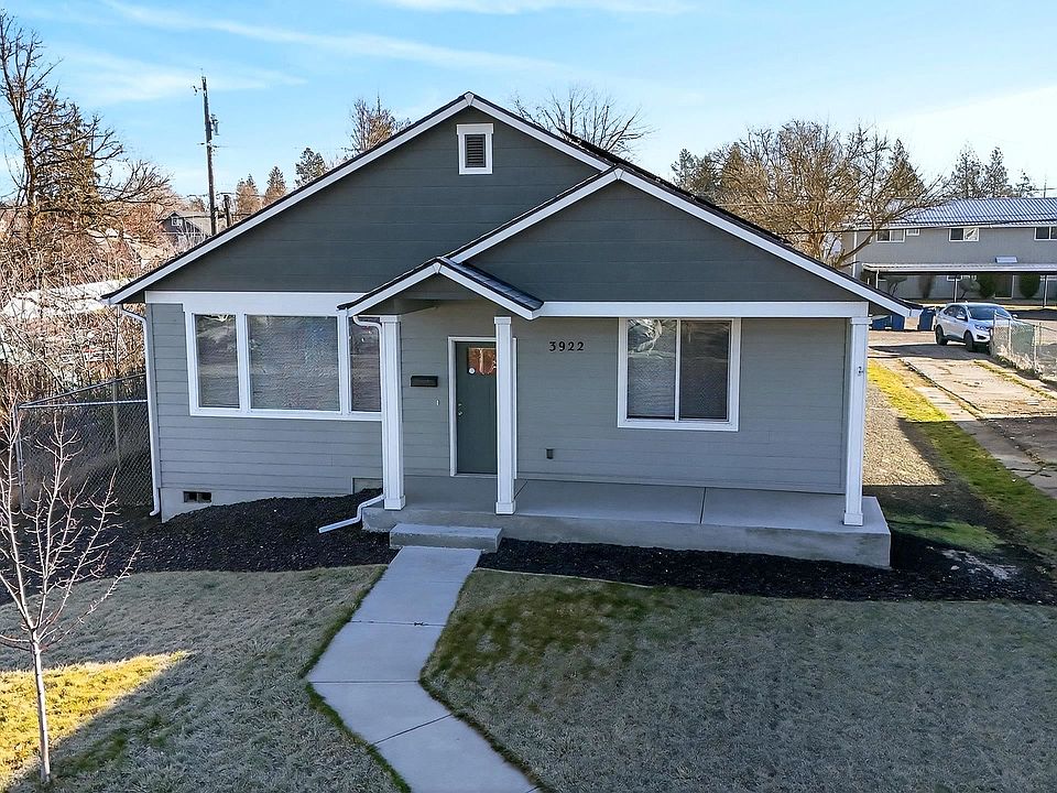 1st image of 3922 N Maple St