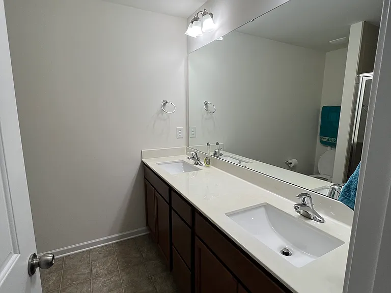 190 Waterlynn Ridge Rd #D — Photo 9