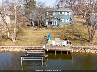 917 Windward Ct, Oshkosh, WI