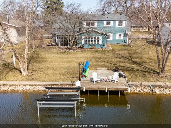 917 Windward Ct, Oshkosh, WI 54901