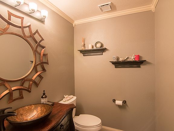 Downstairs half bath