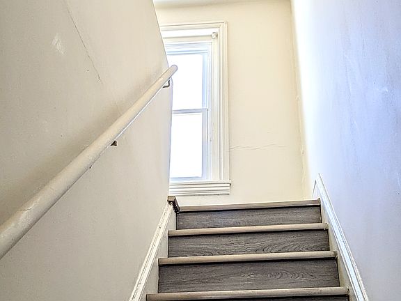 3rd image of 730 Kohn St #1