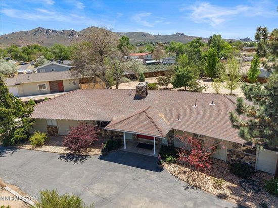 1529 Valley View Dr, Carson City, NV 89701