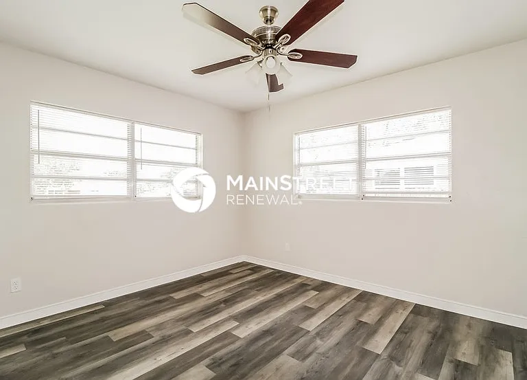 3108 Pembrook Dr — Photo 8