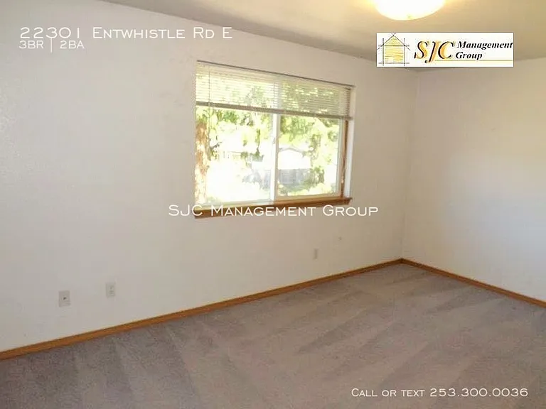 22301 Entwhistle Rd E — Photo 9