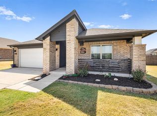 374 Emmy Jean Dr, Blanchard, OK 73010
