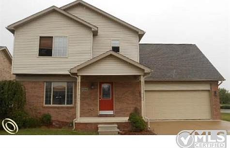 70093497 Front view.jpg