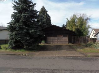 88 Shady Loop, Springfield, OR 97477