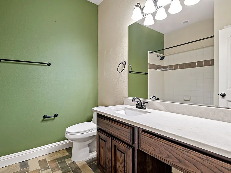 6523 Prairie Flower Trl — Photo 32