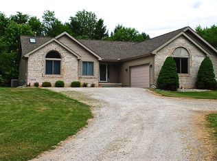 12412 N Territorial Rd, Dexter, MI 48130