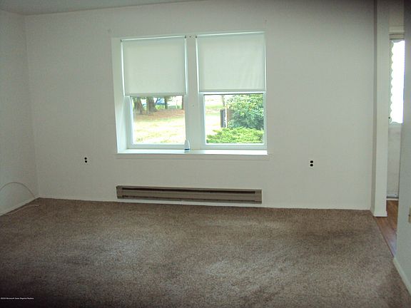 5th image of 79C Milford Ave #54B