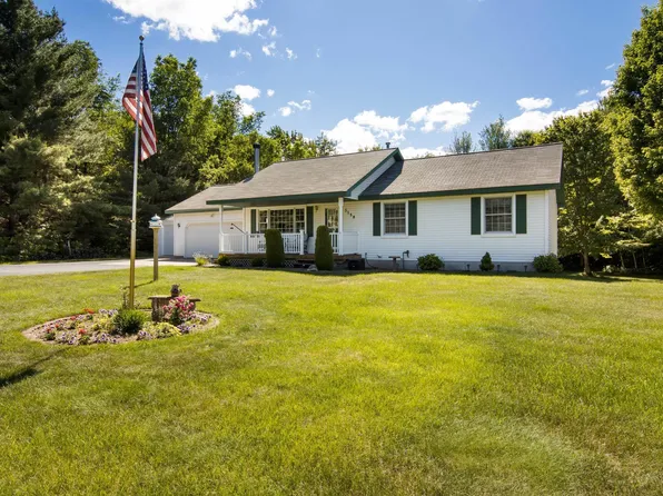 3158 E Duck Lake Rd, Grawn, MI 49637