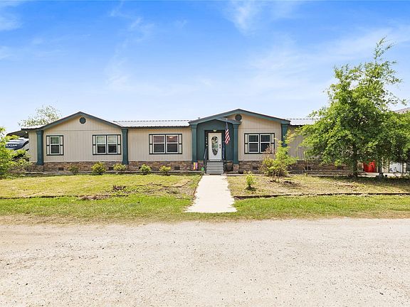 2nd image of 174 Lake Front Dr