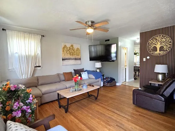 4931 Pennway St, Philadelphia, PA 19124