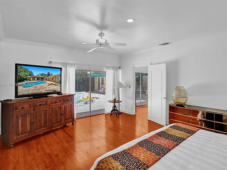 3920 Monserrate St — Photo 34
