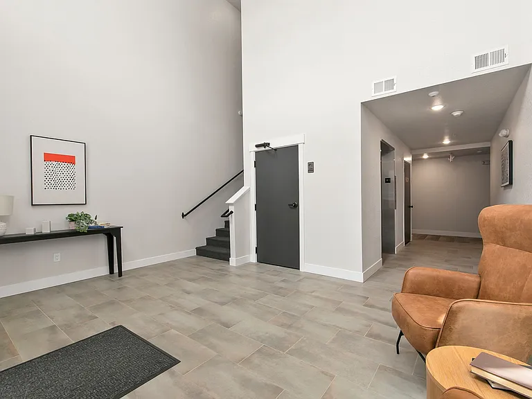 856 Birdwhistle Ln #2 — Photo 8