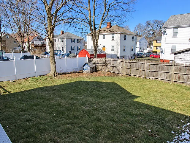 108 Garfield Ave — Photo 3