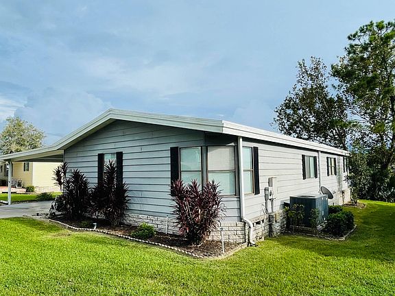 3rd image of 126 Evergreen Ln