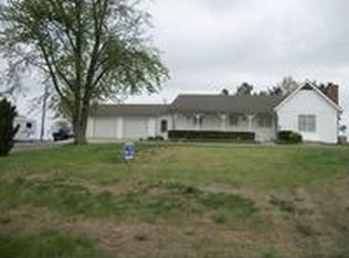 1140 170th St, Hiawatha, KS 66434