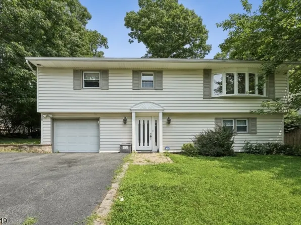 128 Marne Rd, Hopatcong Boro, NJ 07843