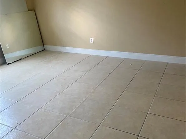 923 Sunrise Blvd, Lehigh Acres, FL 33936