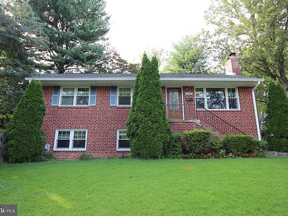 2nd image of 3502 Reiter St