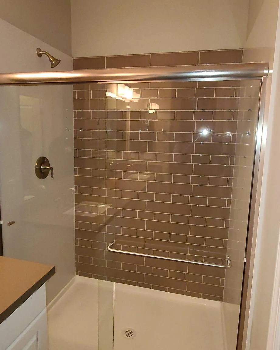1 bed, 1830 sqft, $1,800 — Photo 3