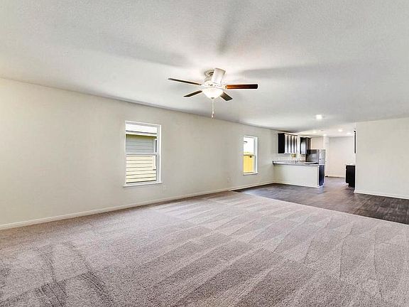 3rd image of 317 Riverdale Cv