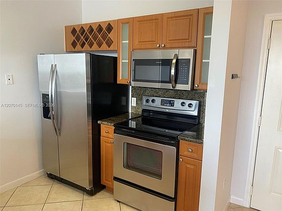 5th image of 1 Glen Royal Pkwy APT 1113