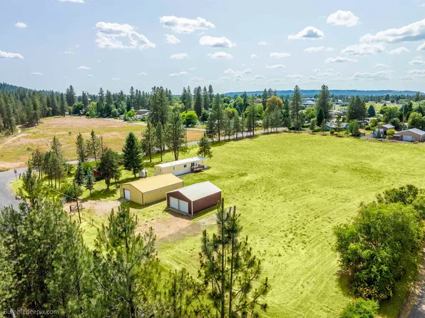 12715 N Yale Rd, Mead, WA 99021